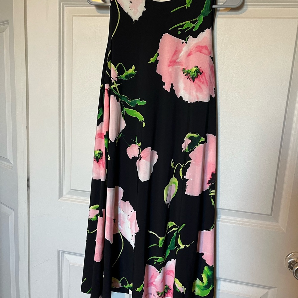 Anne Klein Elegant Black Dress with Pink Flowers